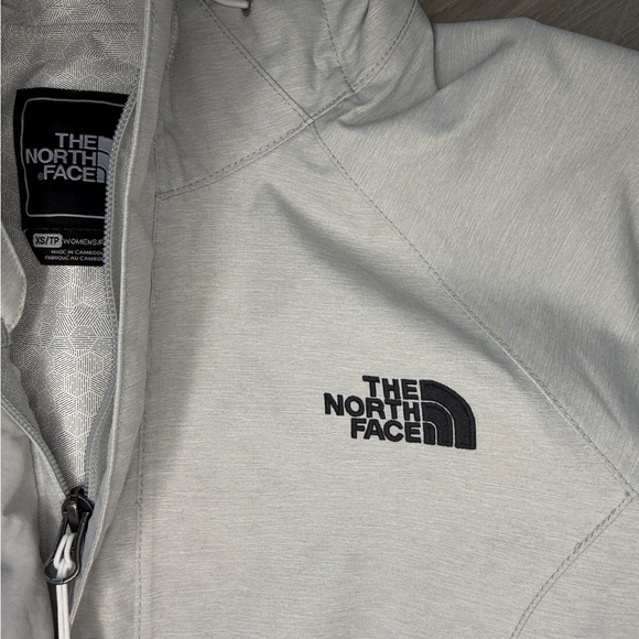 The North Face Quest Hooded Jacket Womens XS DryVent Waterproof - Picture 6 of 11